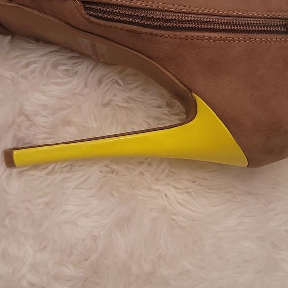 Qupid Sexy Open Toe Booties - Picture 13 of 16